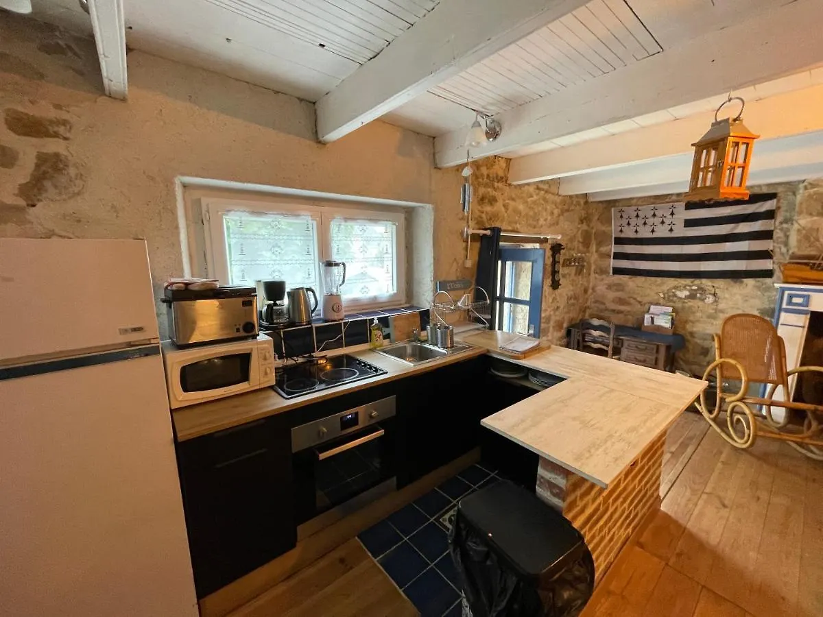 Authentique maison de pêcheur au coeur d'un hameau Crozon 0*,  France